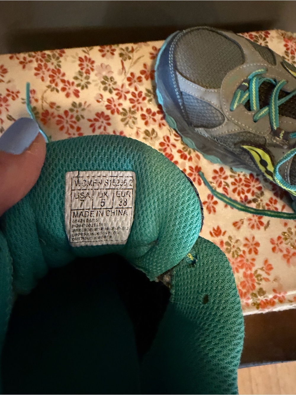 Saucony Raptor TR7 Gray and Teal Trail Running Shoes with Bright Aqua Laces - Picture 6 of 7